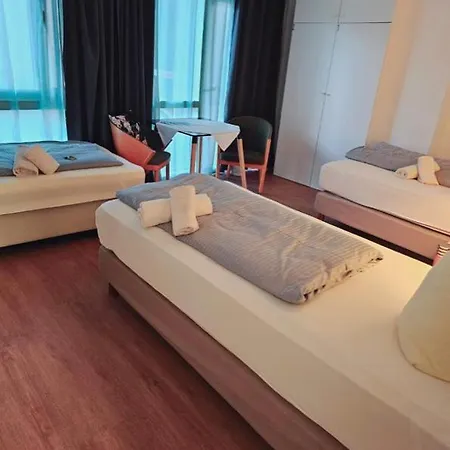 Hostel Estelada Boarding Berg Am Laim *