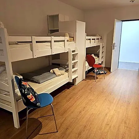 Estelada Berg Am Laim Hostel München