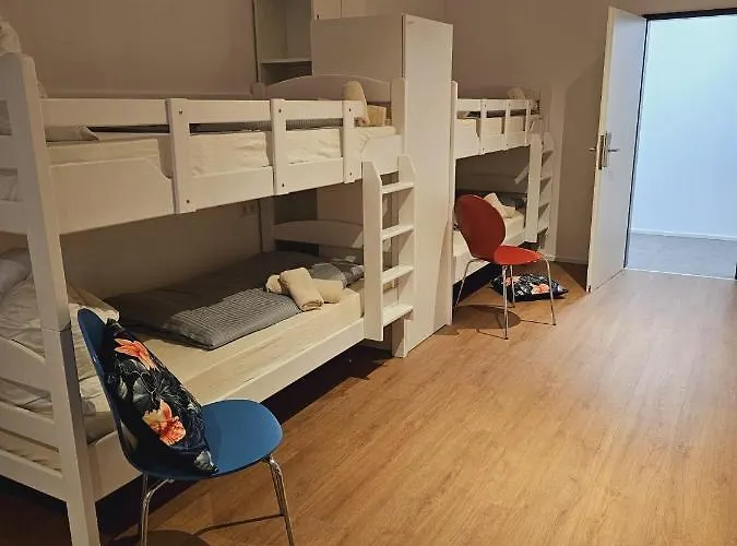 Estelada Boarding Albergue *