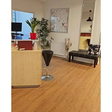 Estelada Berg Am Laim بيت شباب